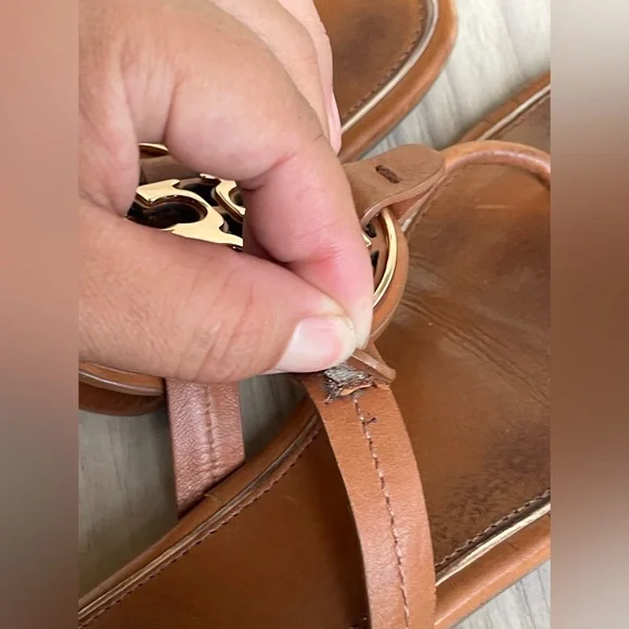 Tory Burch Tan Leather Sandals - Picture 9 of 12